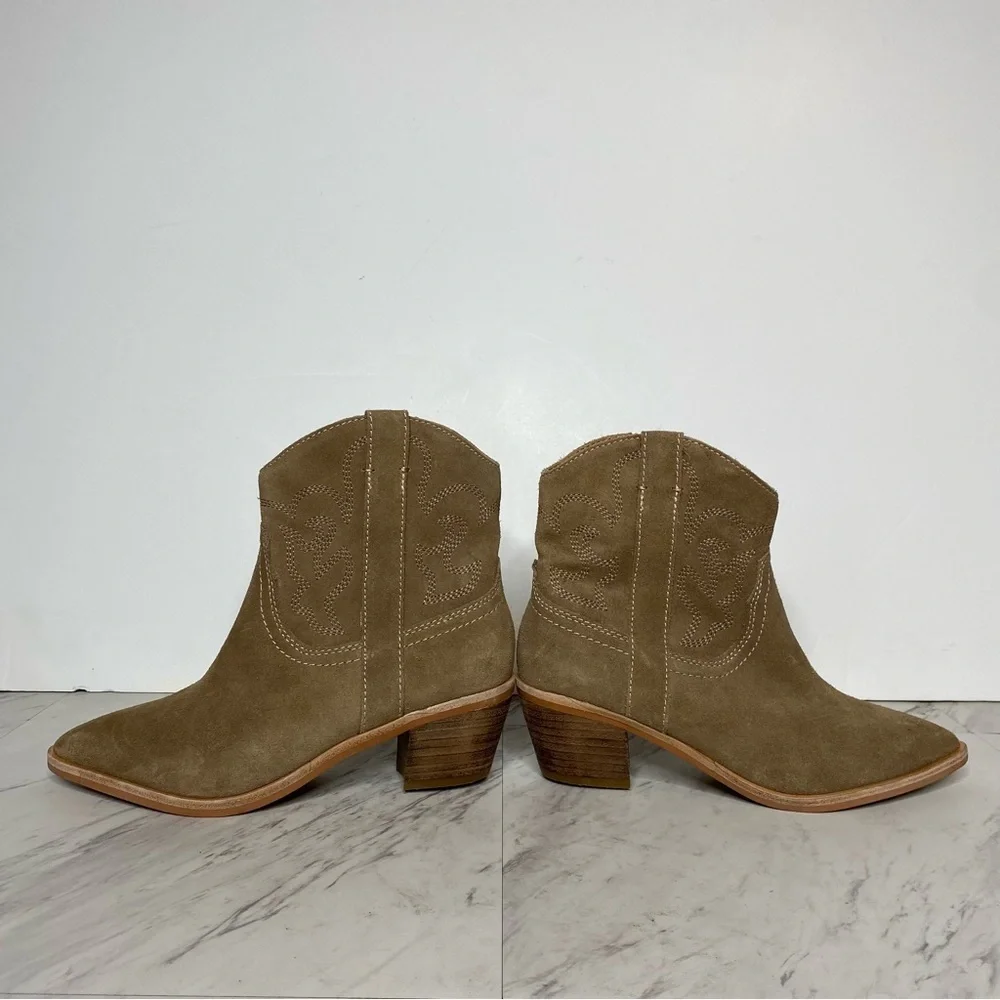 New! Dolce Vita Solow Tan Suede Western Bootie 6